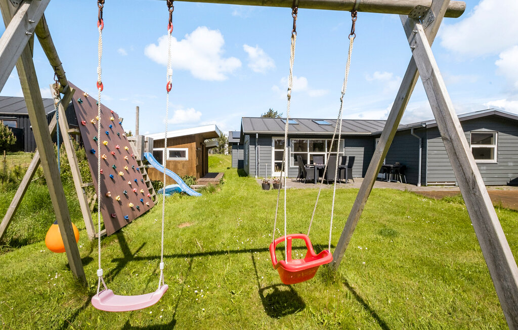 Semesterhus - Lønstrup , Danmark - A06018 12