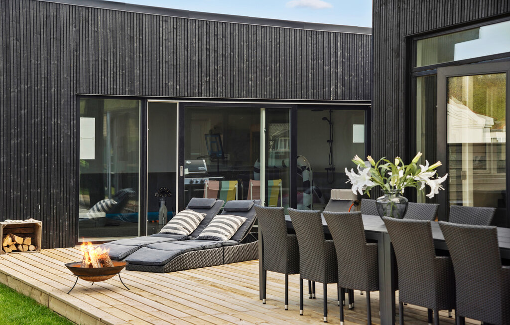 Semesterhus - Blokhus , Danmark - A13108 16