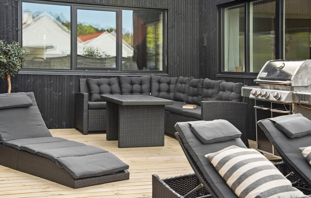 Semesterhus - Blokhus , Danmark - A13108 19