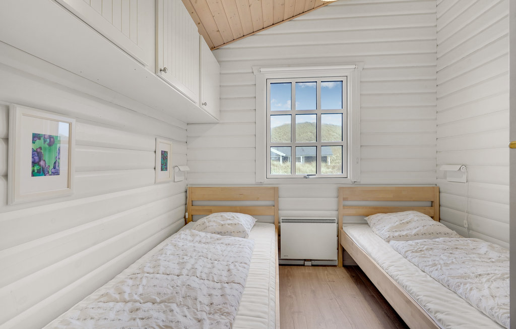 Semesterhus - Haurvig Strand , Danmark - A4643 21