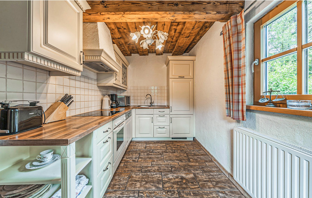 Semesterhus - Bad Goisern , Österrike - AOE142 9