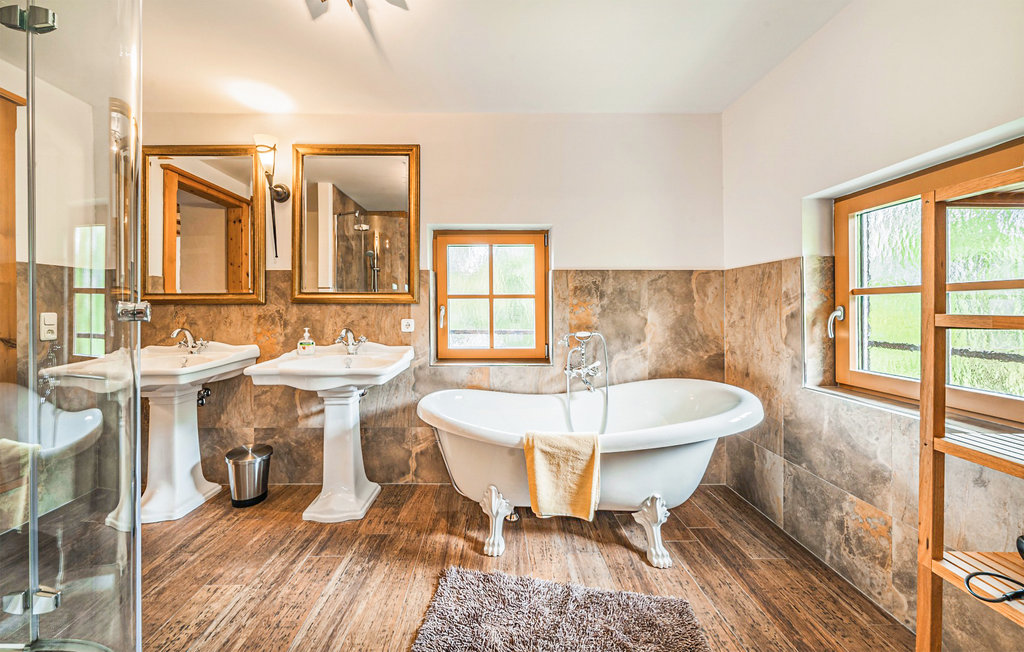 Semesterhus - Bad Goisern , Österrike - AOE142 6