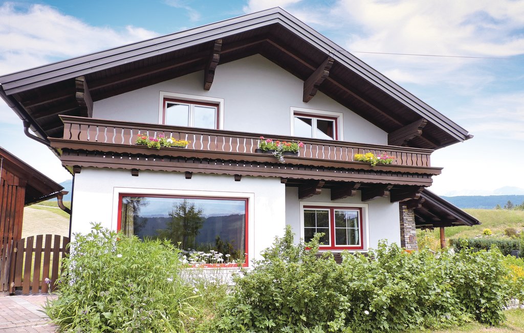 Zentrum | Mariapfarr. Am Weiher 175, AT-5571, Mariapfarr. Telephone: +43 6473 8766. Email | Homepage. Sat, Aug 31, 2019 - more dates. 17:00, 1 Hour(s). Mariapfarr - Weipriach im Salzburger Lungau - Urlaub in