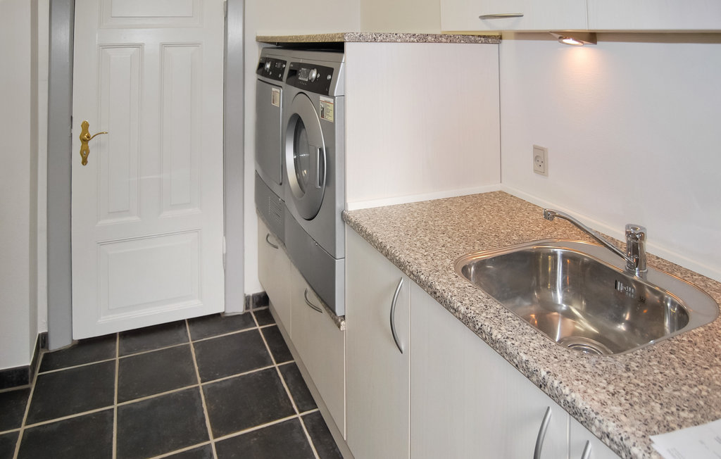 Feriehuse - Hjerpsted , Danmark - B1011 9