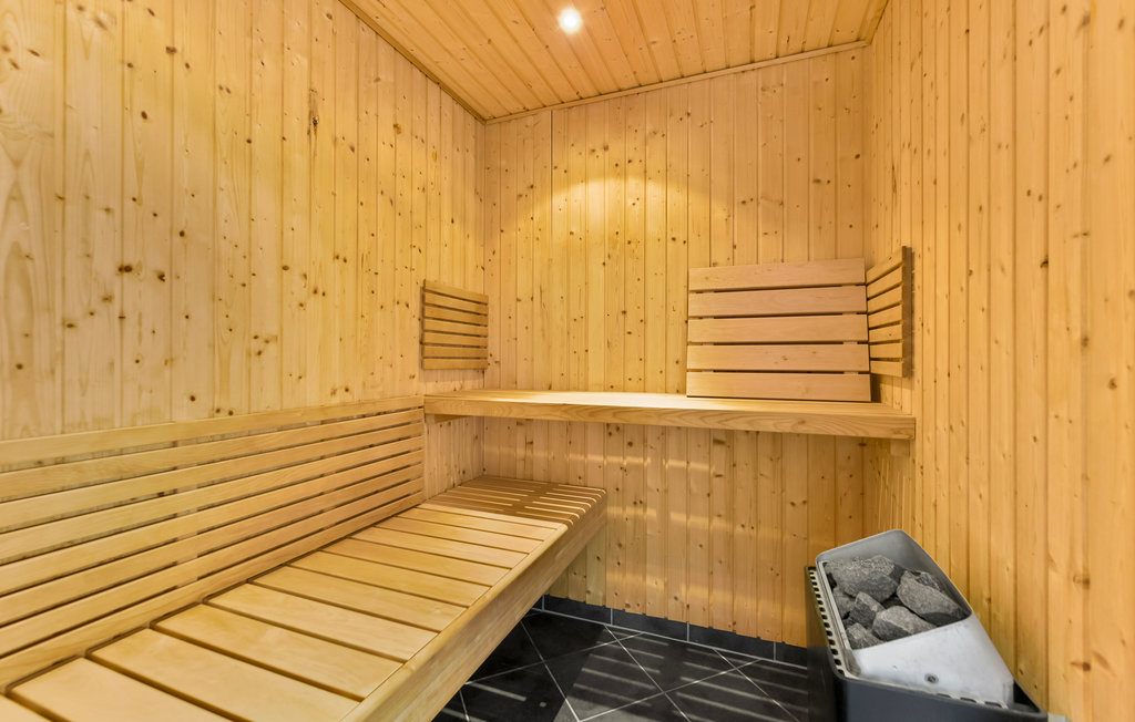 Feriehuse - Bork Havn , Danmark - B3199 24