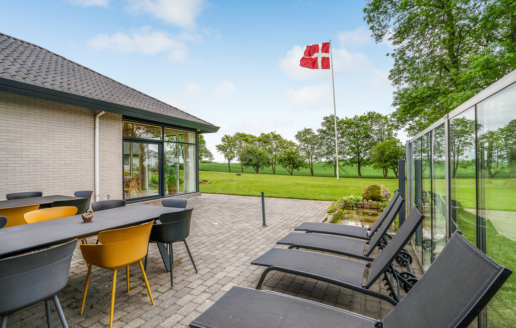 Semesterhus - Holstebro , Danmark - B5077 15