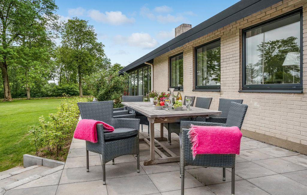 Semesterhus - Holstebro , Danmark - B5077 20