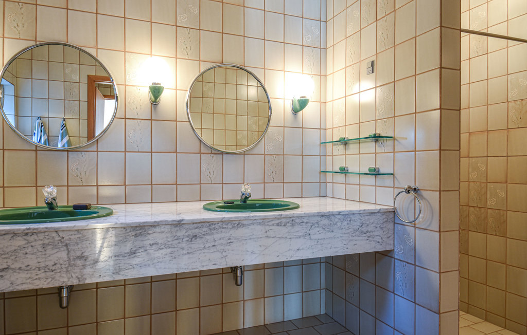 Semesterhus - Holstebro , Danmark - B5077 51