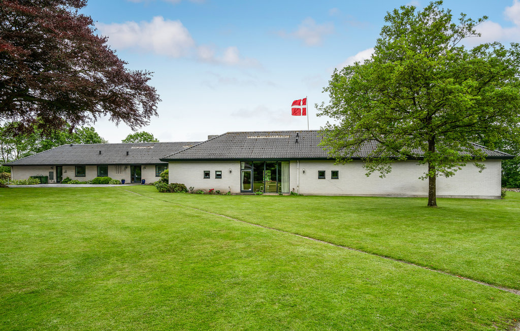 Semesterhus - Holstebro , Danmark - B5077 14