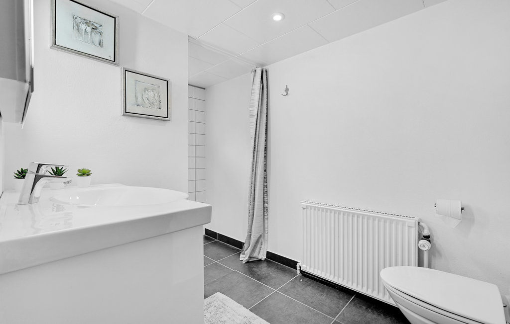 Feriehuse - Knud Strand , Danmark - B51033 31