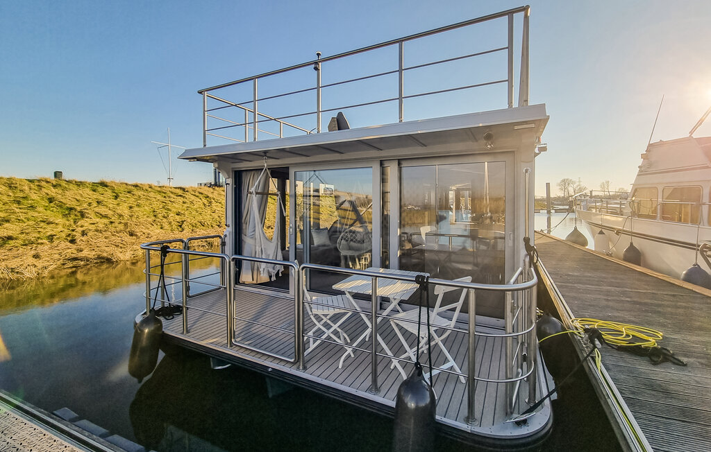 Husbåt/Hus på vatten - Kinrooij , Belgien - BLI040 13