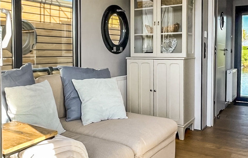 Husbåt/Hus på vatten - Kinrooij , Belgien - BLI045 4