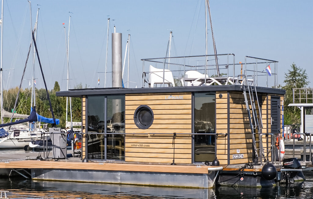 Husbåt/Hus på vatten - Kinrooij , Belgien - BLI045 1