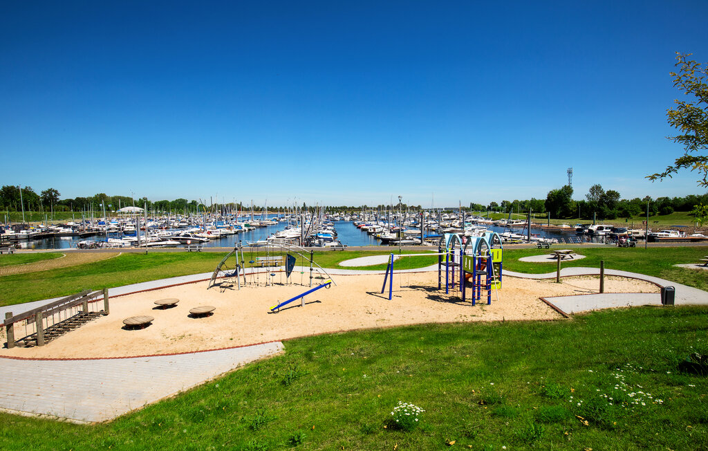 House boat - Kinrooij , Belgium - BLI042 12