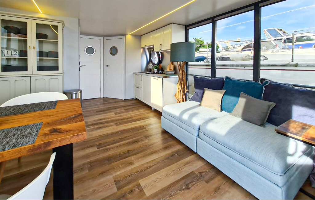 House boat - Kinrooij , Belgium - BLI042 4