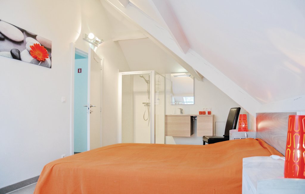 Semesterhus - Somme-Leuze , Belgien - BNA151 12