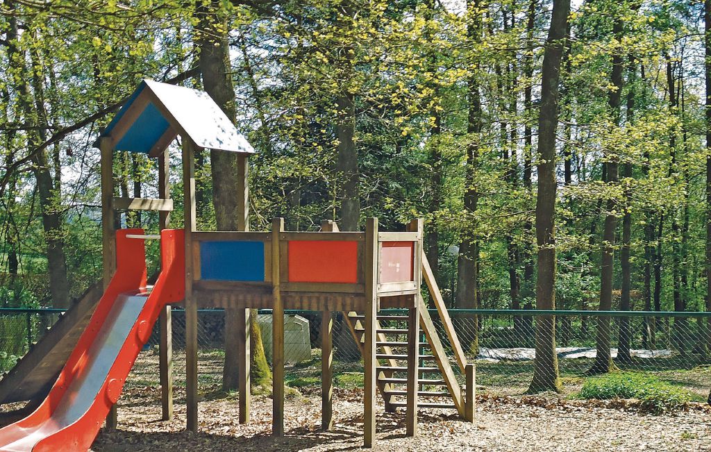 Feriehus - Viroinval , Belgia - BNA120 4