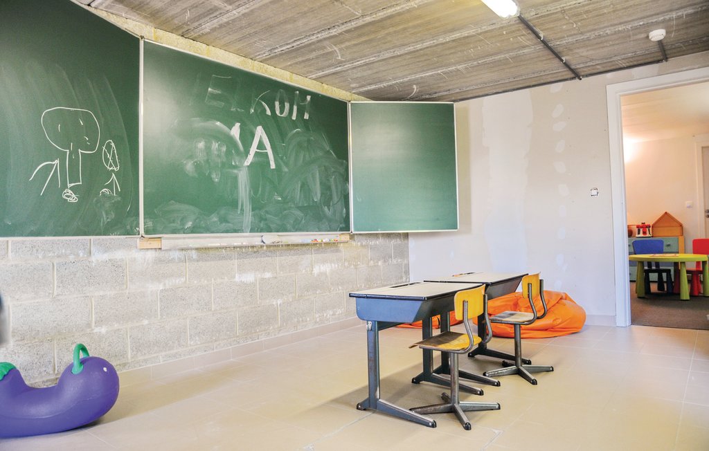 Semesterhus - Somme-Leuze , Belgien - BNA151 21