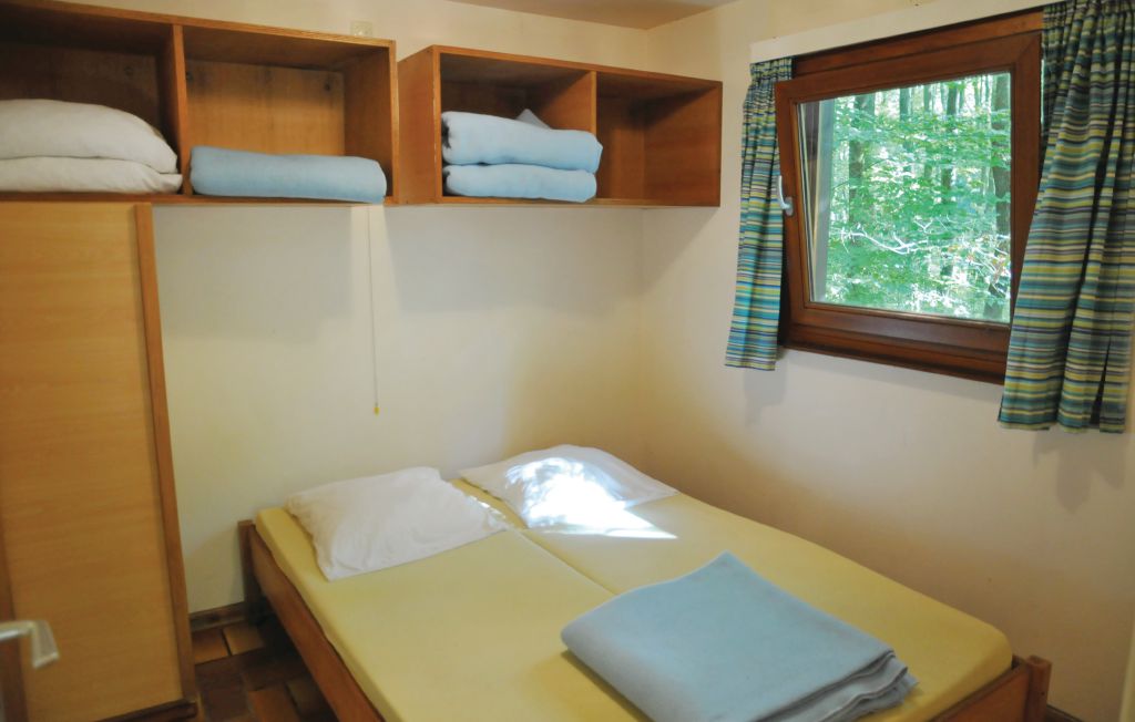 Feriehus - Viroinval , Belgia - BNA120 3