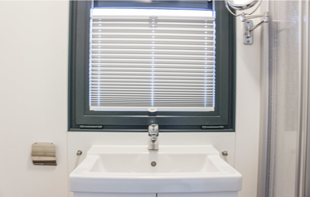 Husbåd - Nieuwpoort , Belgien - BVA330 15