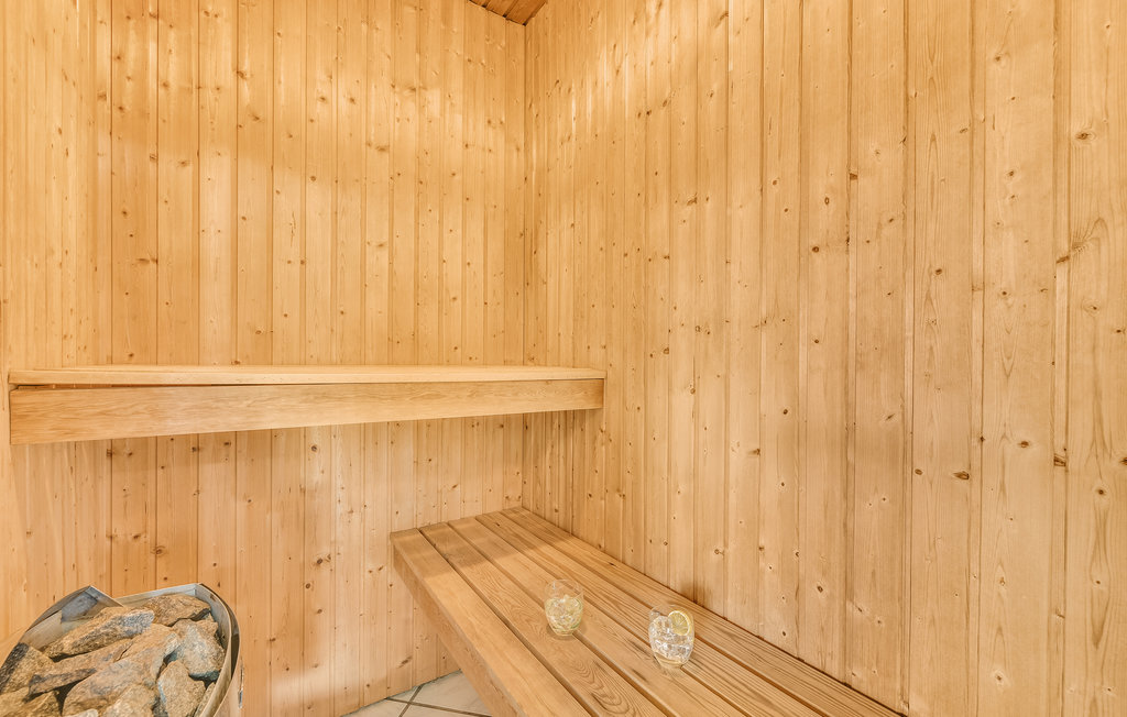 Semesterhus - Søndervig/Lodbjerg Hede , Danmark - C01326 36