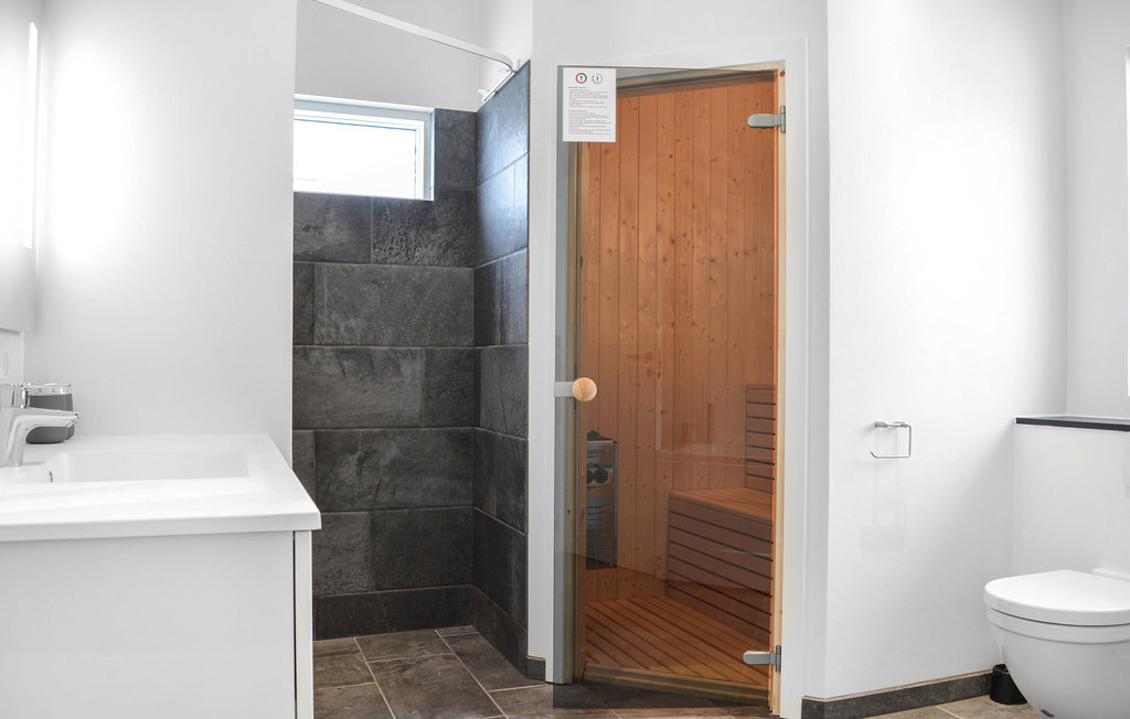 Feriehuse - Houvig , Danmark - C05101 18