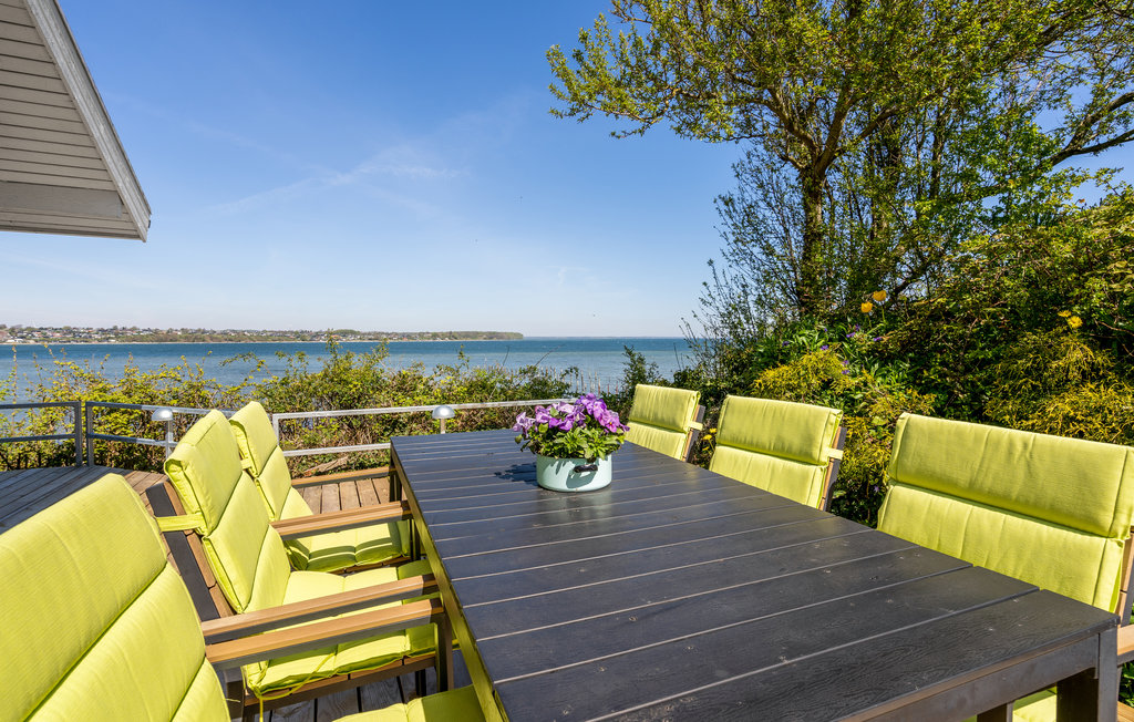 Semesterhus - Hejlsminde Strand , Danmark - C2024 11