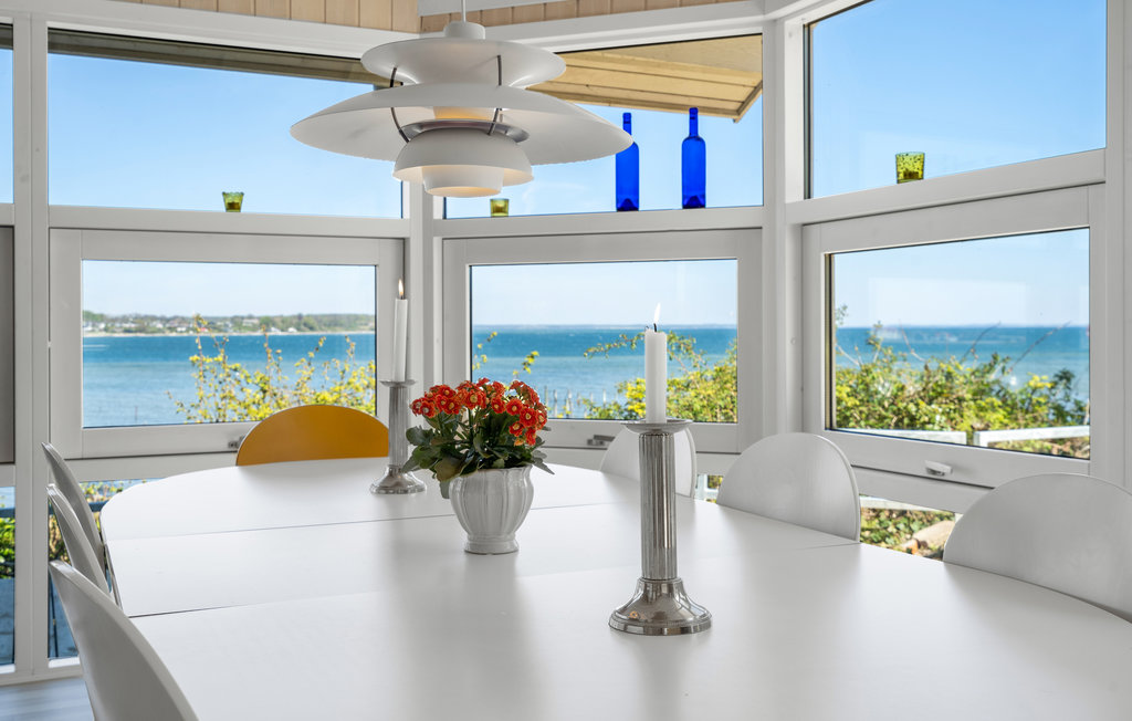 Semesterhus - Hejlsminde Strand , Danmark - C2024 7