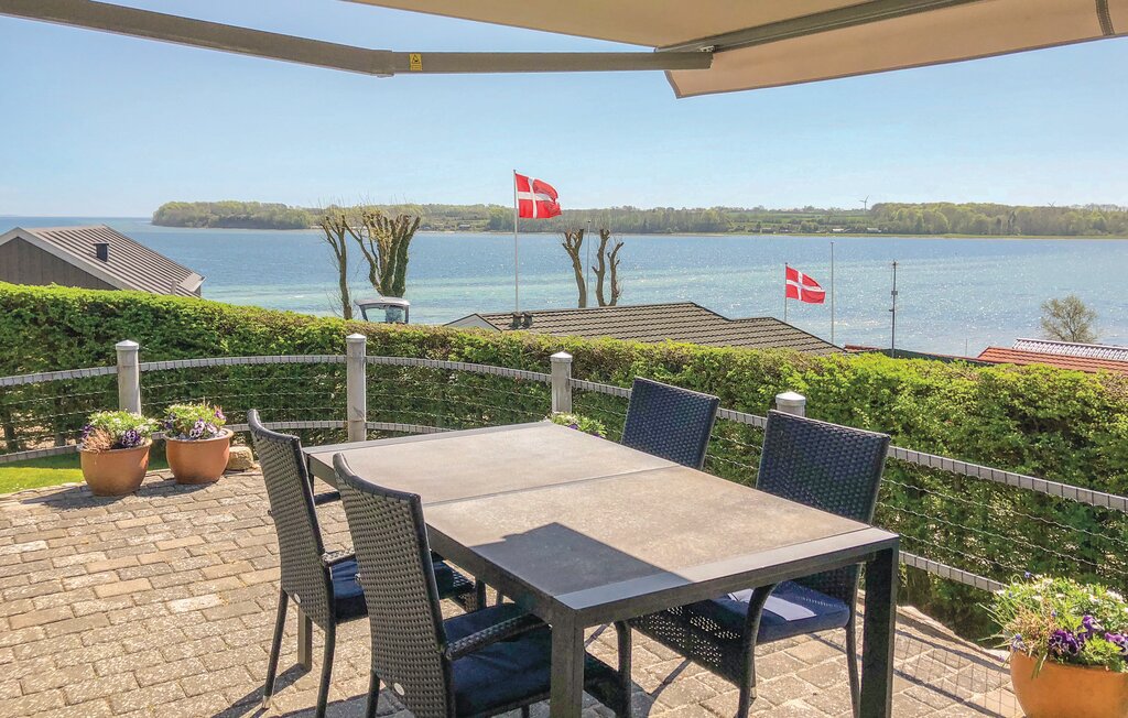 Semesterhus - Hejlsminde Strand , Danmark - C2033 1