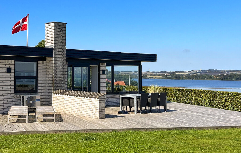 Feriehus - Hejlsminde Strand , Danmark - C2201 1