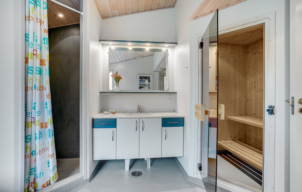 Feriehuse - Thorup Strand , Danmark - C7066 25