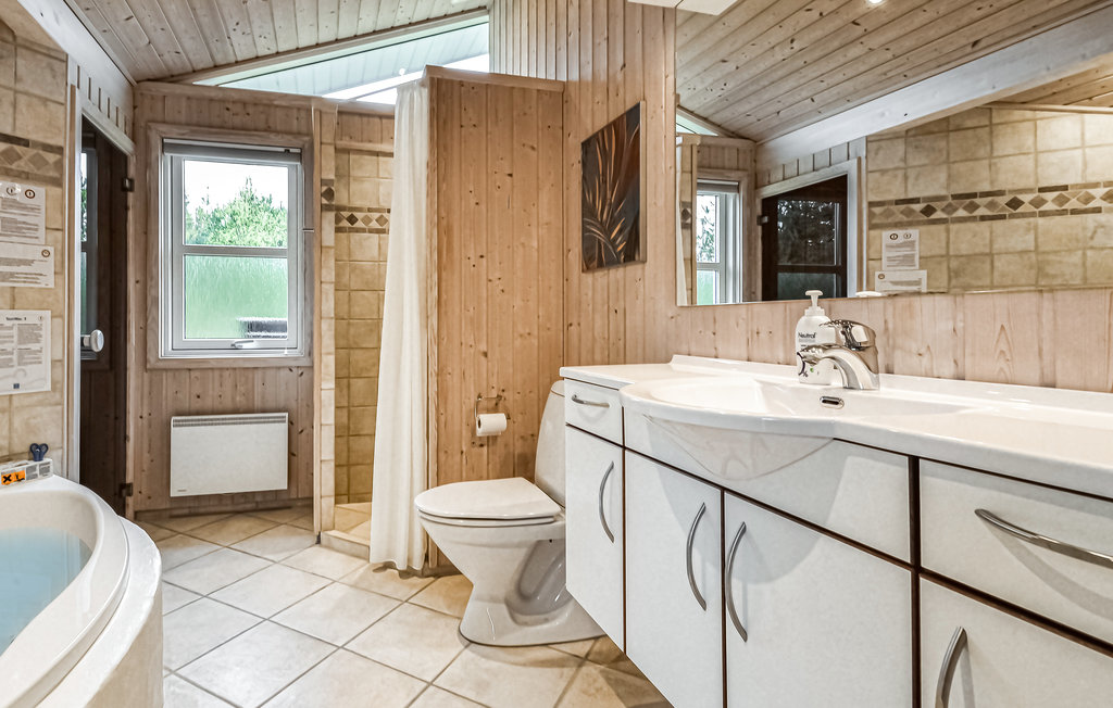 Feriehuse - Thorup Strand , Danmark - C7094 16