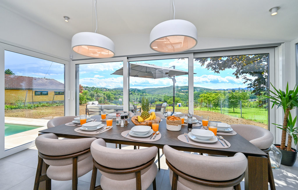 Feriehus - Varazdin Breg , Kroatia - CCC343 33