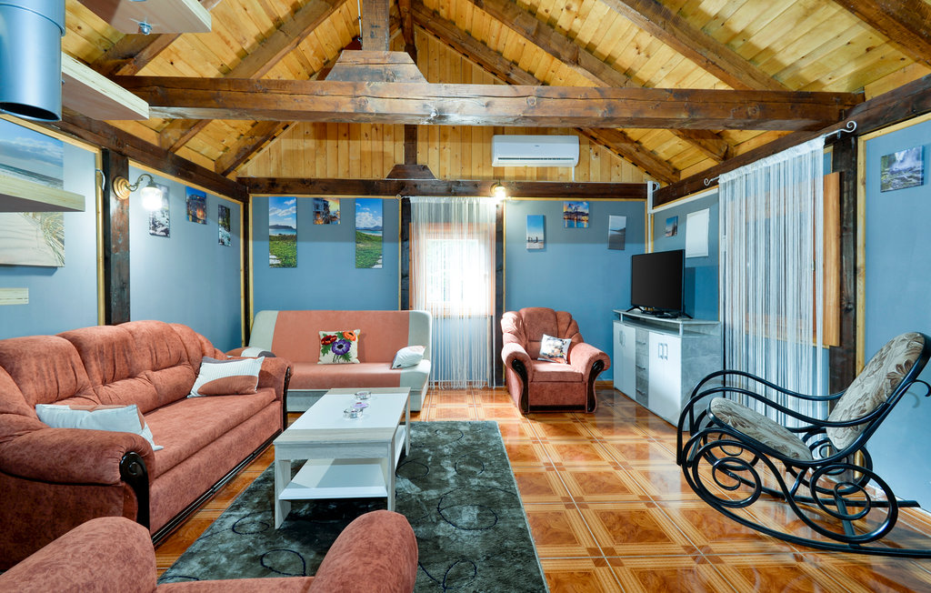 Semesterhus - Varazdin-Krizanec , Kroatien - CCC172 3