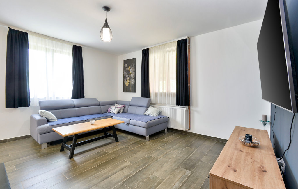 Semesterhus - Zagreb-Lasinja , Kroatien - CCC199 2