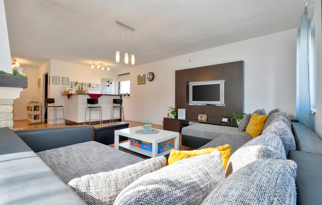 Feriehuse - Varazdin-Svibovec Podravski , Kroatien - CCC185 3