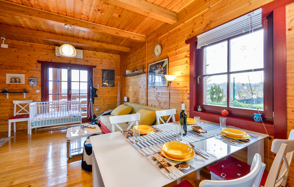 Semesterhus - Zagreb-Paruzevina , Kroatien - CCC323 4