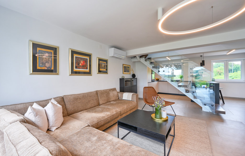 Feriehus - Varazdin Breg , Kroatia - CCC343 29