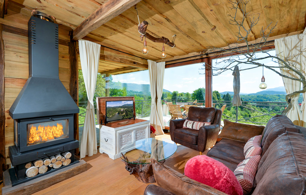 Semesterhus - Varazdin-Trakoscan , Kroatien - CCC156 3