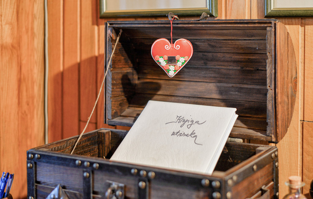 Semesterhus - Zagreb-Kupljenovo , Kroatien - CCC208 35