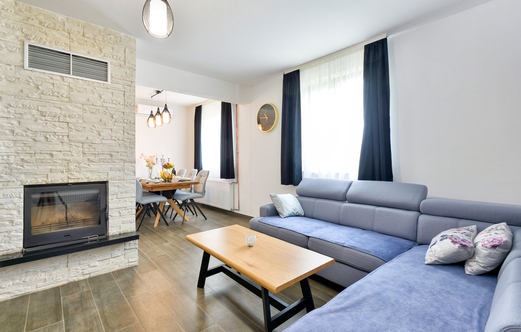 Semesterhus - Zagreb-Lasinja , Kroatien - CCC199 23