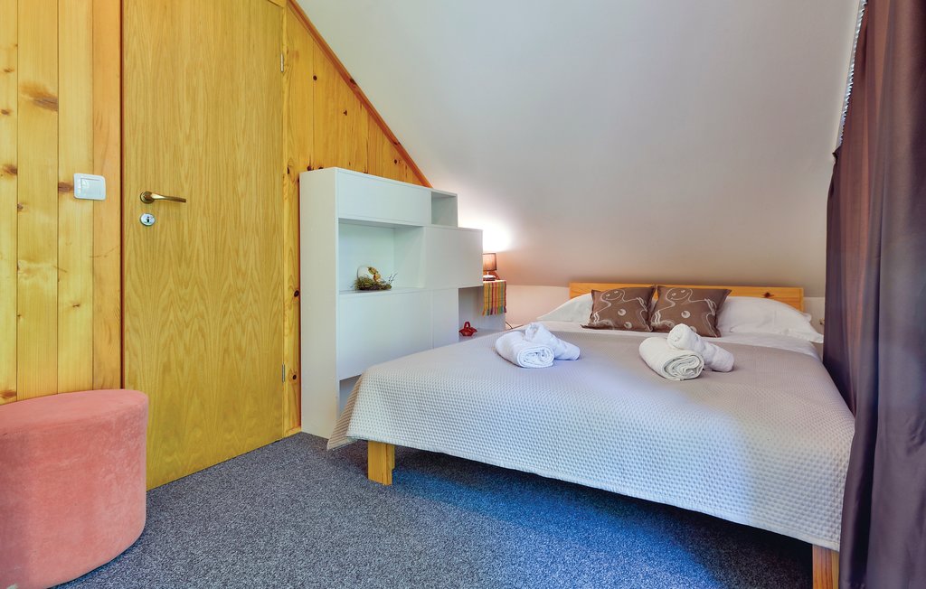 Semesterhus - Trstenik Puscanski , Kroatien - CCC203 24