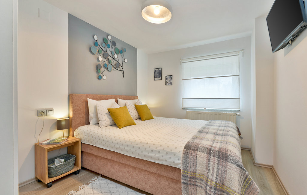 Feriehuse - Tuhelj-Cresnjevec , Kroatien - CCC256 25