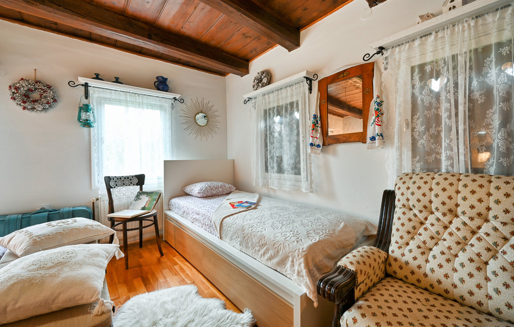 Semesterhus - Zagreb-Kupljenovo , Kroatien - CCC208 46