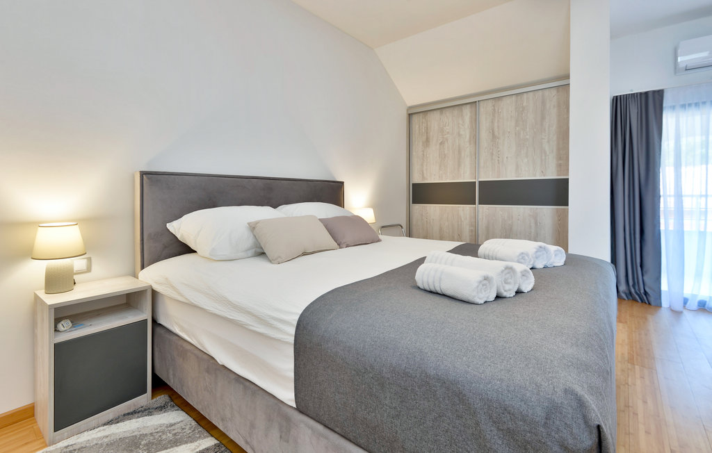 Semesterhus - Zagreb-Lasinja , Kroatien - CCC199 32