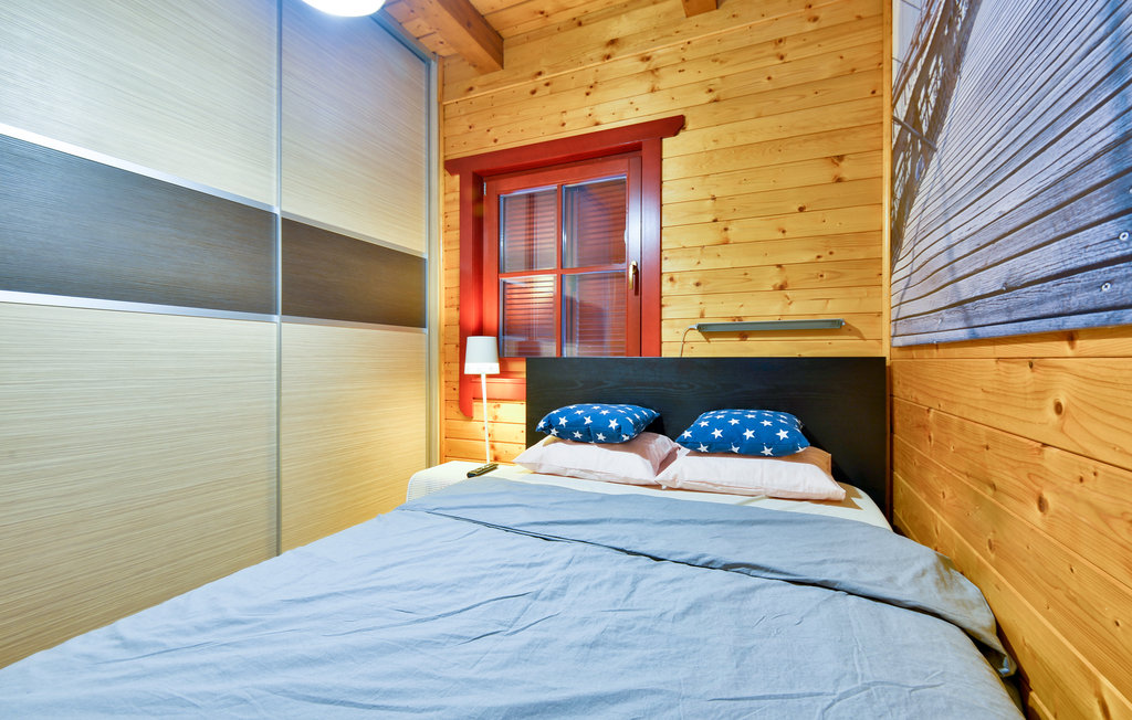 Semesterhus - Zagreb-Paruzevina , Kroatien - CCC323 18