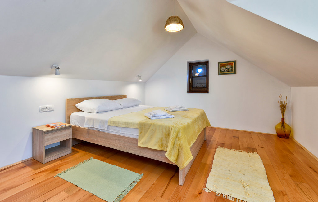 Semesterhus - Zagreb-Breznicki Hum , Kroatien - CCC315 33