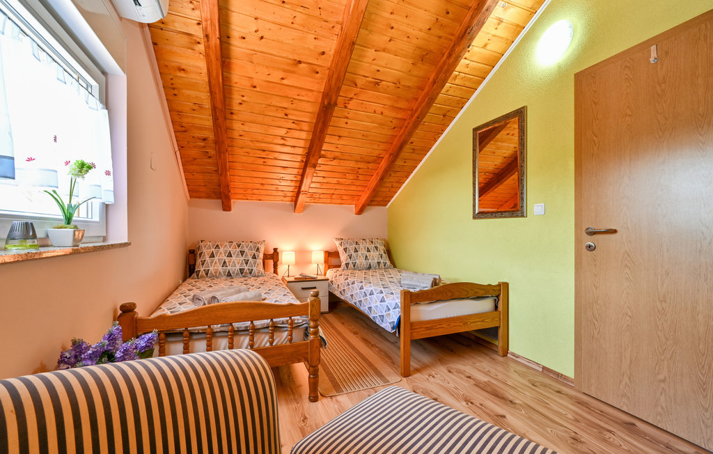 Feriehuse - Zagreb-Susobreg , Kroatien - CCC347 32