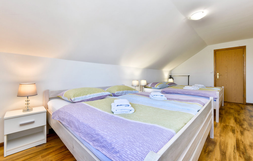 Feriehus - Zagreb-Gracec , Kroatia - CCC280 23