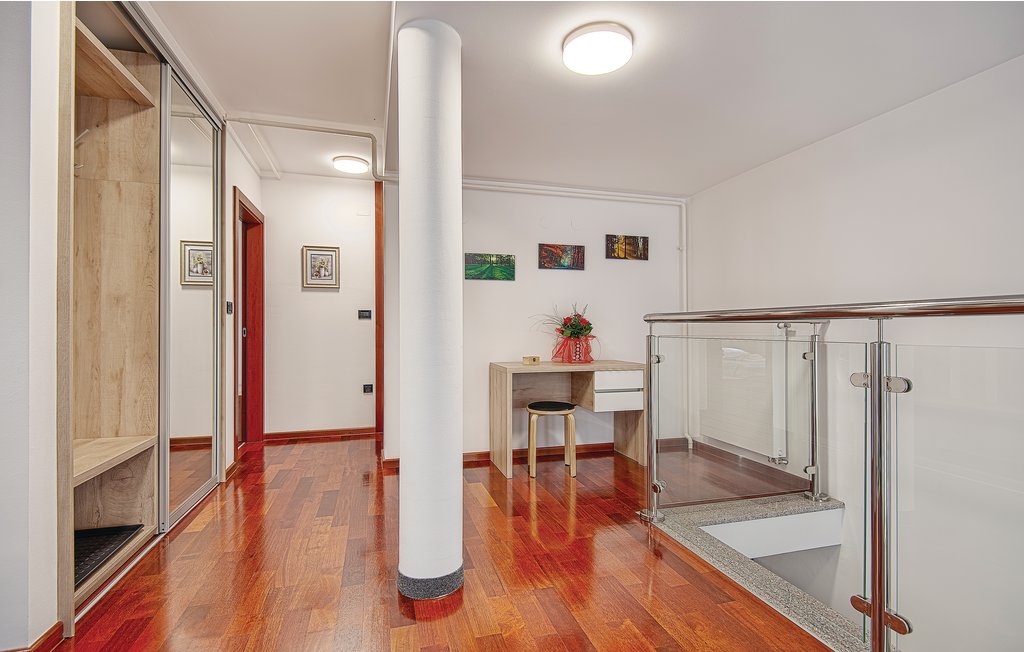 Feriehus - Varazdin , Kroatia - CCC067 18